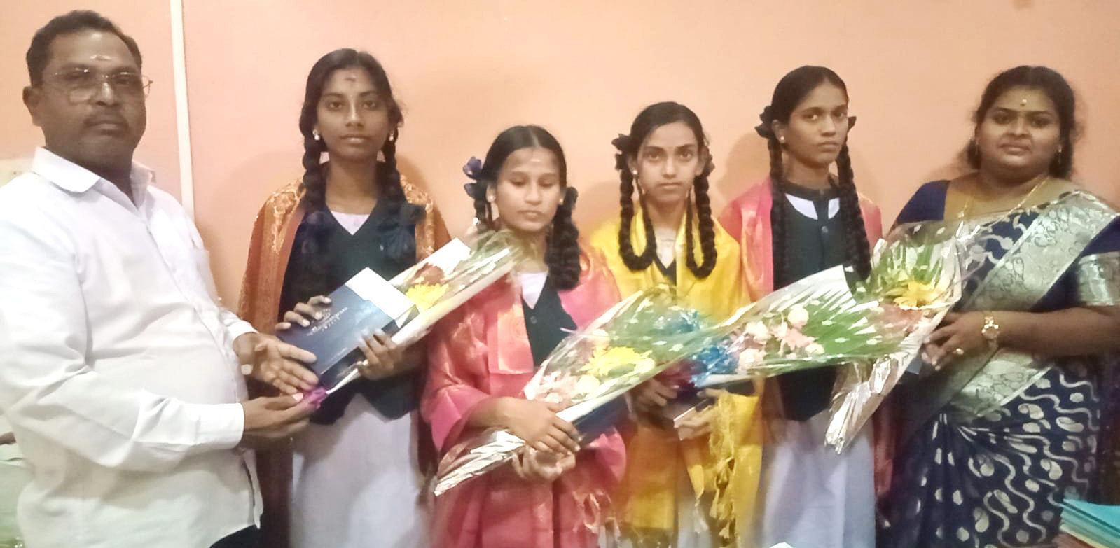 மாறல் வித்யா மந்திர் மேல்நிலைப் பள்ளி பன்னிரண்டாம் வகுப்பு பொதுத்தேர்வில் 100% தேர்ச்சி