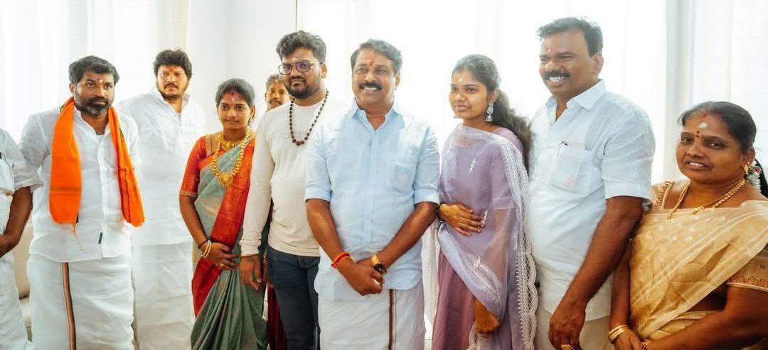 புதுக்கோட்டையில் தொழிலதிபர் முருகானந்தம் இல்ல புதுமனை புகுவிழா
