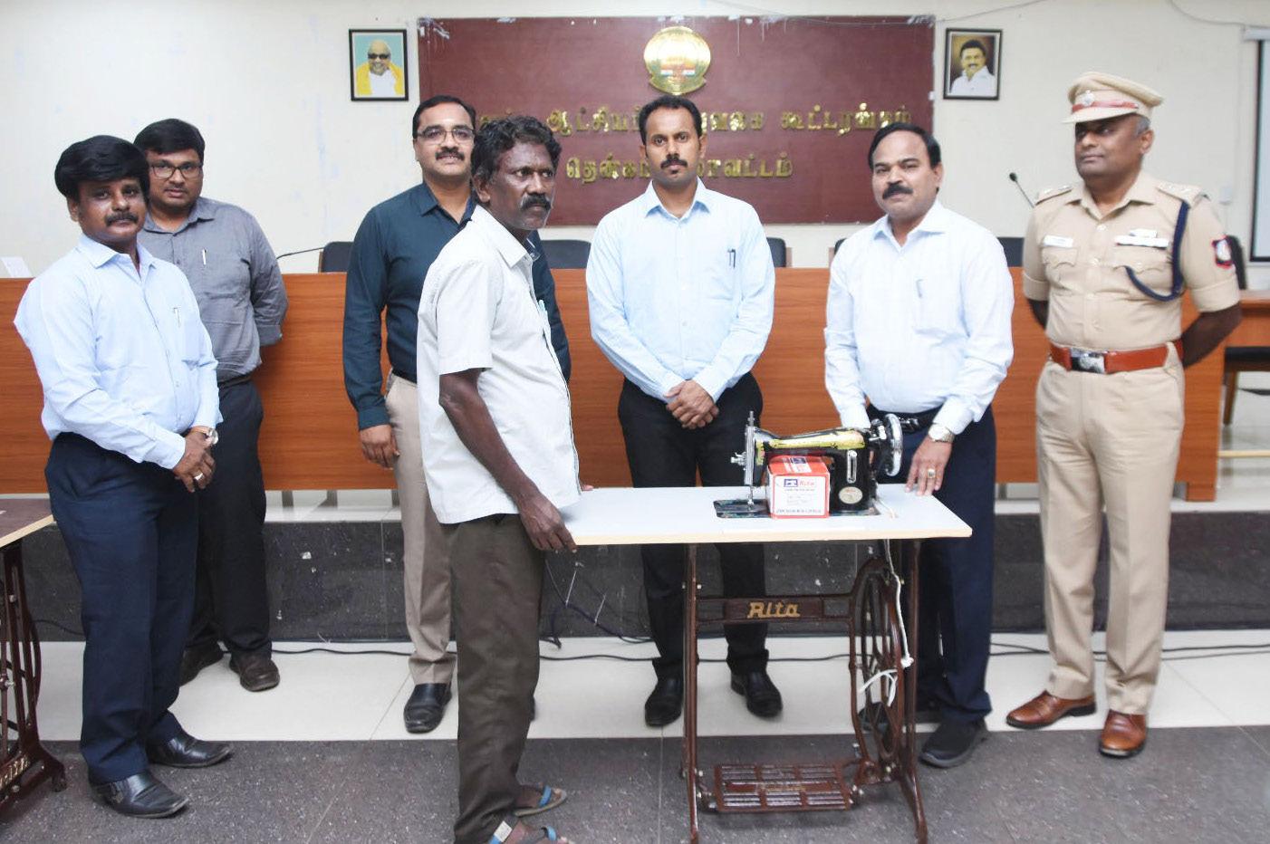 வளர்ச்சி திட்டப்பணிகள் தொடர்பாக அனைத்து துறை அலுவலர்கள் ஆய்வுக் கூட்டம்