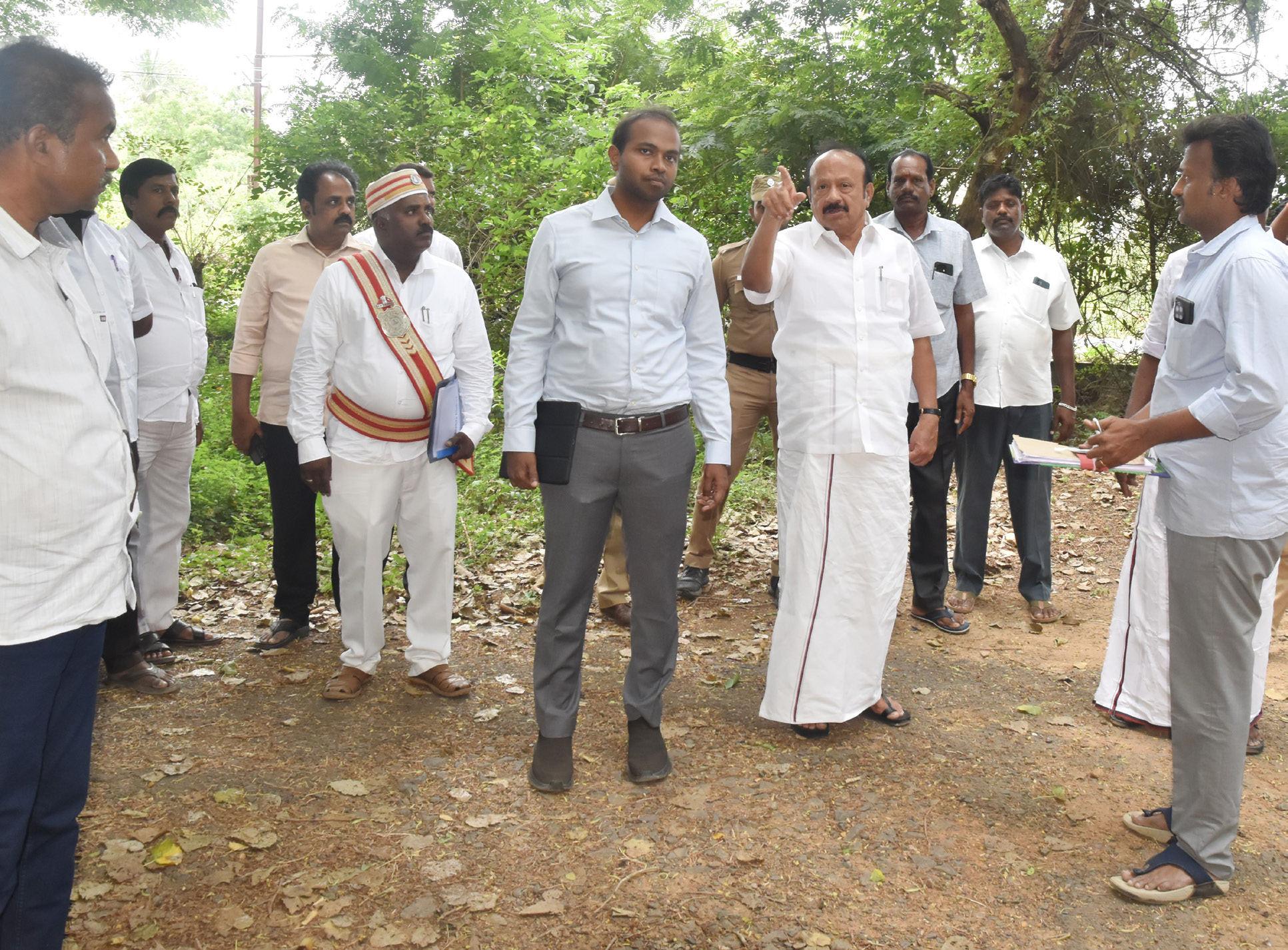குறிஞ்சிப்பாடி வட்டாட்சியர் அலுவலகம் அமைக்க இடம் தேர்வு செய்வது குறித்து அமைச்சர் ஆய்வு