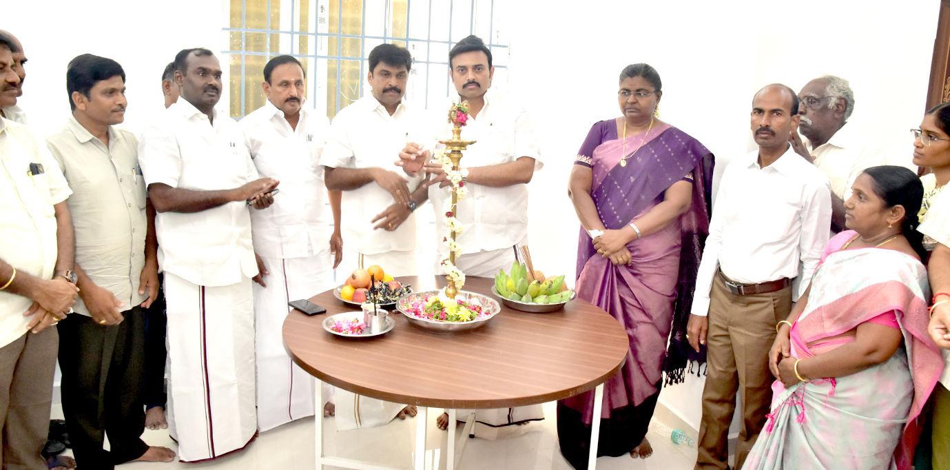 நாமக்கல் மாநகராட்சியில் நூலக கட்டிடங்கள் திறப்பு
