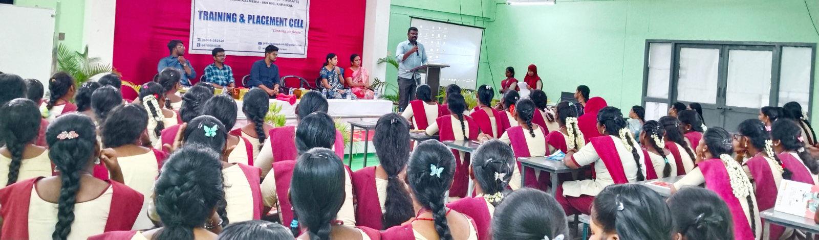 காரைக்கால்மேடு அரசு மகளிர் தொழில்நுட்ப கல்லூரி மாணவிகளுக்கு திறன் மேம்பாட்டு பயிற்சி