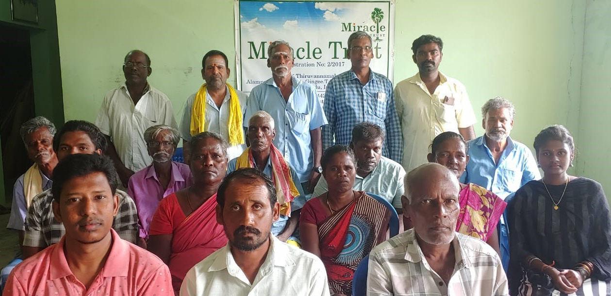 நீரூற்றுக்கள் உண்டு, கனி மாவட்ட நிர்வாகத்தின் சார்பாக இந்த இரண்டுக்குமான பொறுப்புணர்வையும் அலுவலக அலுவலர்கள்