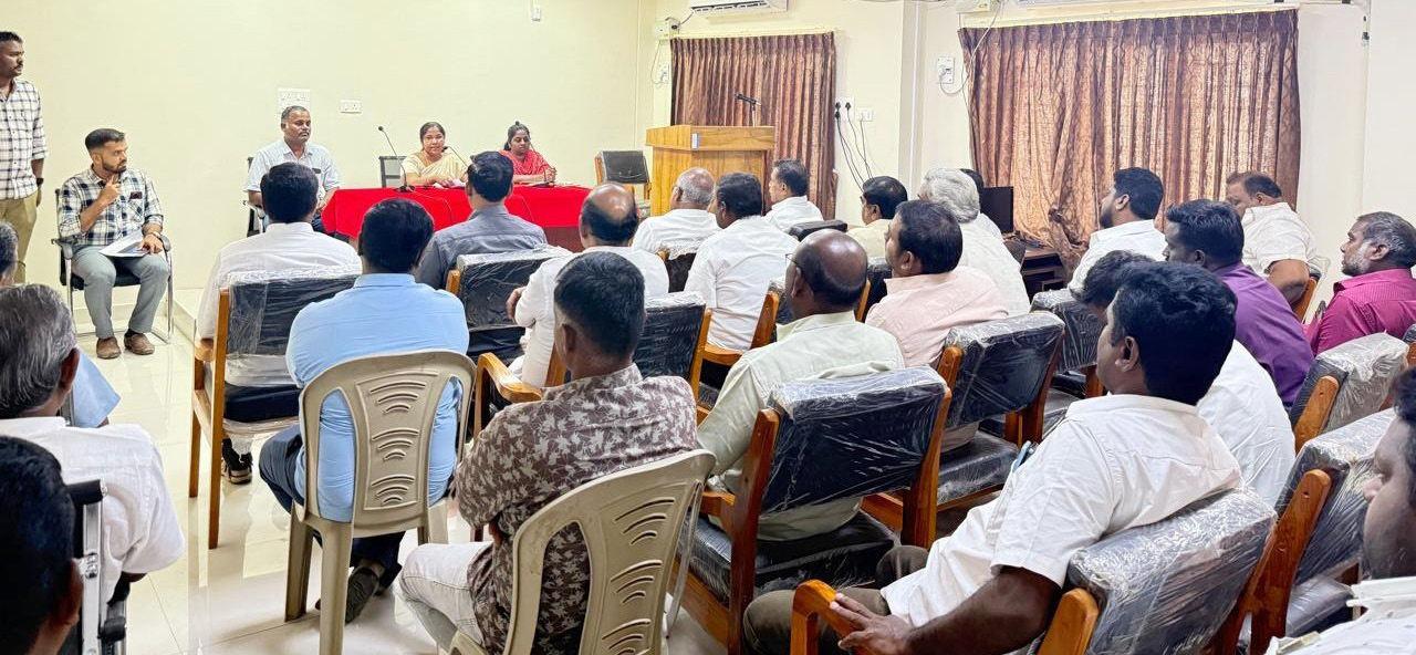 சேலத்தில் குவாரி, கிரஷர், லாரி உரிமையாளர்கள் ஆலோசனைக்கூட்டம்