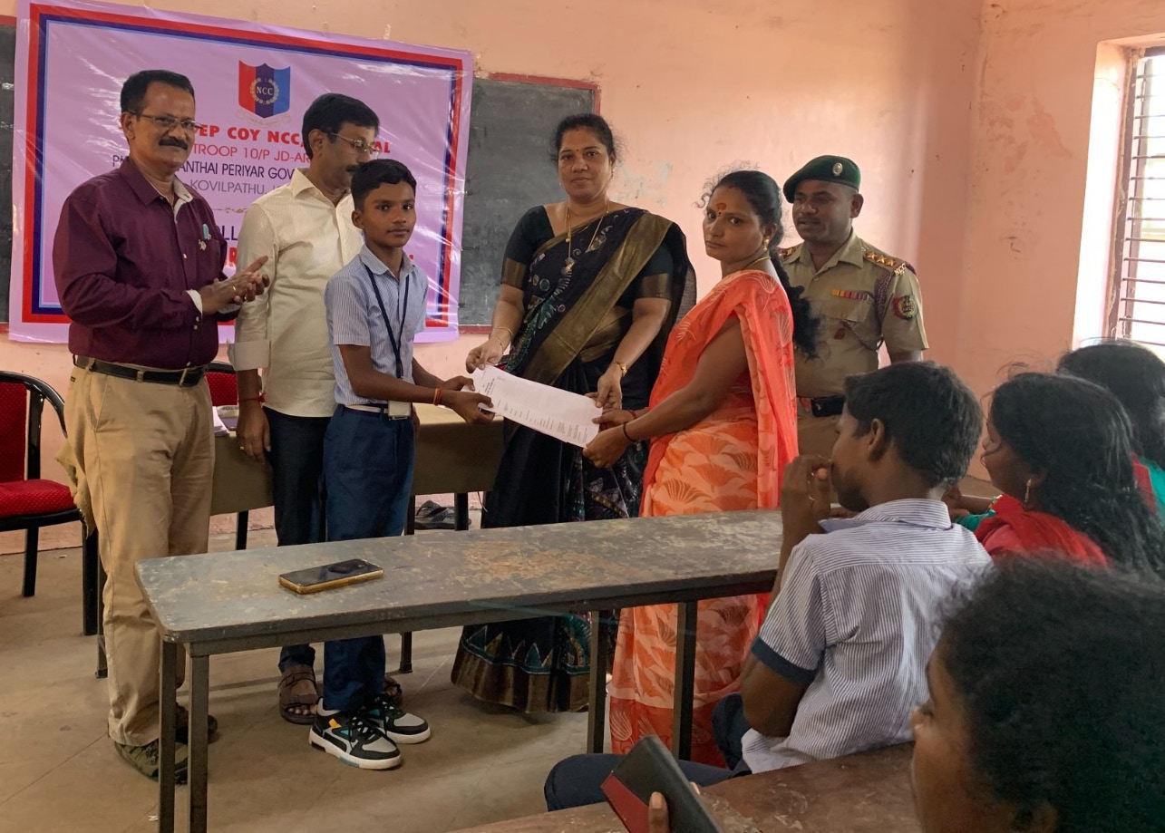 மாணவர்களுடன் என்சிசி பற்றி விழிப்புணர்வு கலந்துரையாடல்