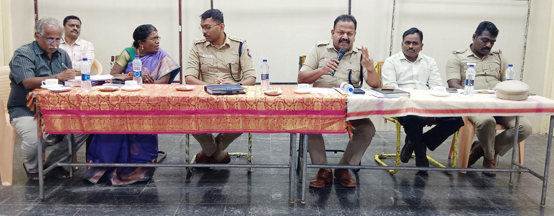 விழுப்புரம் நகரில் விளம்பர பதாகை வைப்பதில் கட்டுப்பாடு