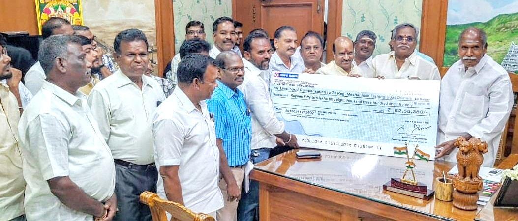 79 விசைப்படகு உரிமையாளர்களுக்கு ரூ.52.58 லட்சம் நிவாரண தொகை-முதலமைச்சர் ரங்கசாமி வழங்கல்