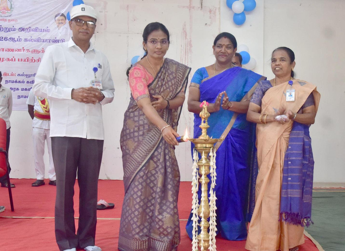 நாமக்கல் கவிஞர் ராமலிங்கம் அரசு மகளிர் கலைக் கல்லூரியில் உயர்கல்வி பயிற்சி திட்டம்: ஆட்சியர் தொடங்கி வைத்தார்