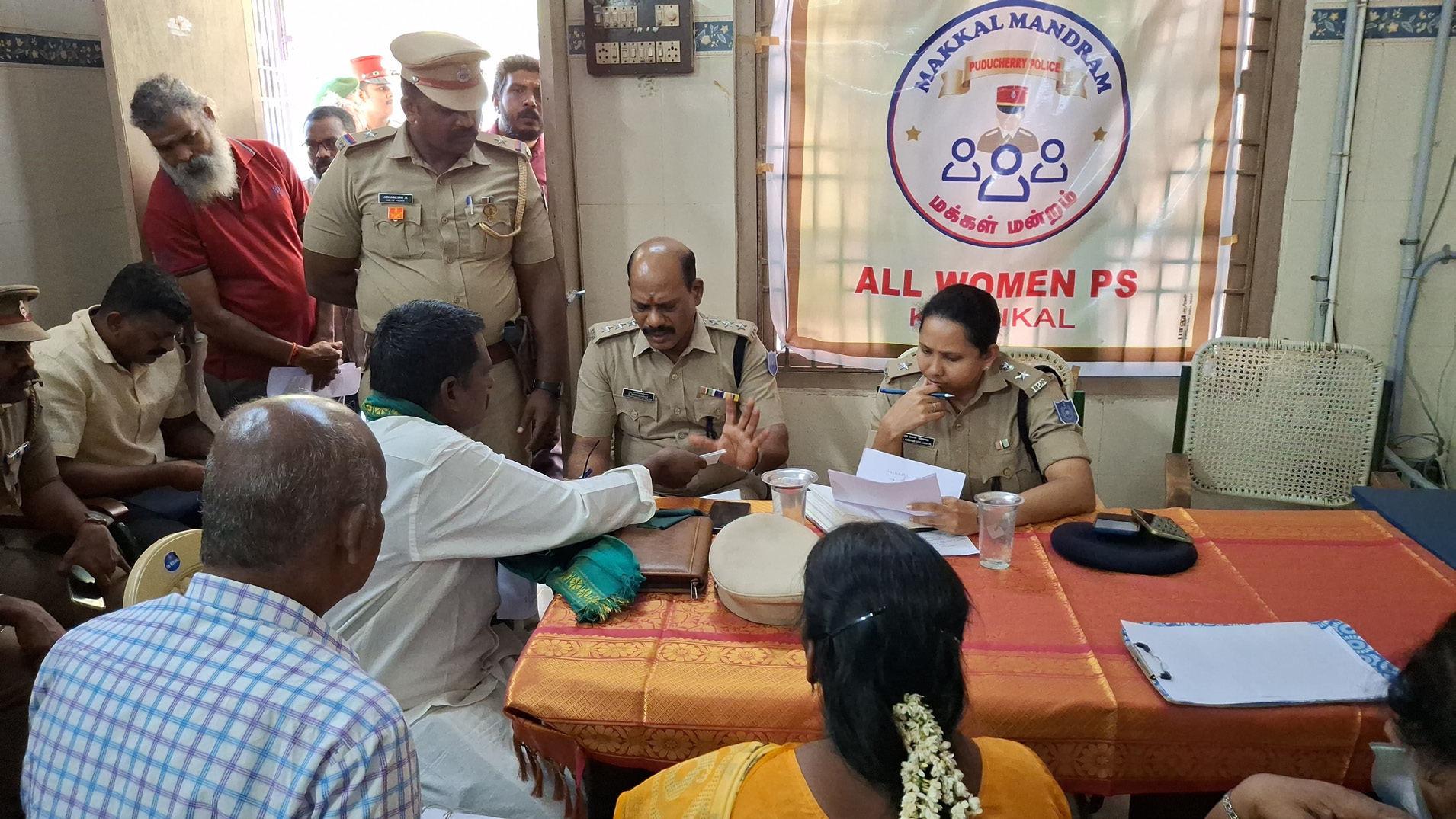 அனைத்து புகார்கள் மீதும் நடவடிக்கைகள் எடுத்து ஒரு வாரத்திற்குள் தீர்வு காணப்படும்