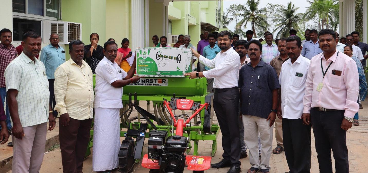 நவீன தொழில்நுட்பங்களை விவசாயிகள் நடைமுறைப்படுத்தி அதிக மகசூல் பெற வேண்டும்