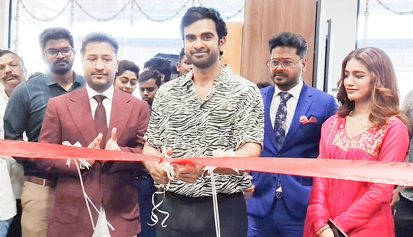 கோவை சுந்தராபுரத்தில் சேரா ஹோம் ஜங்ஷன் பிரமாண்ட ஷோரூம் திறப்பு விழா