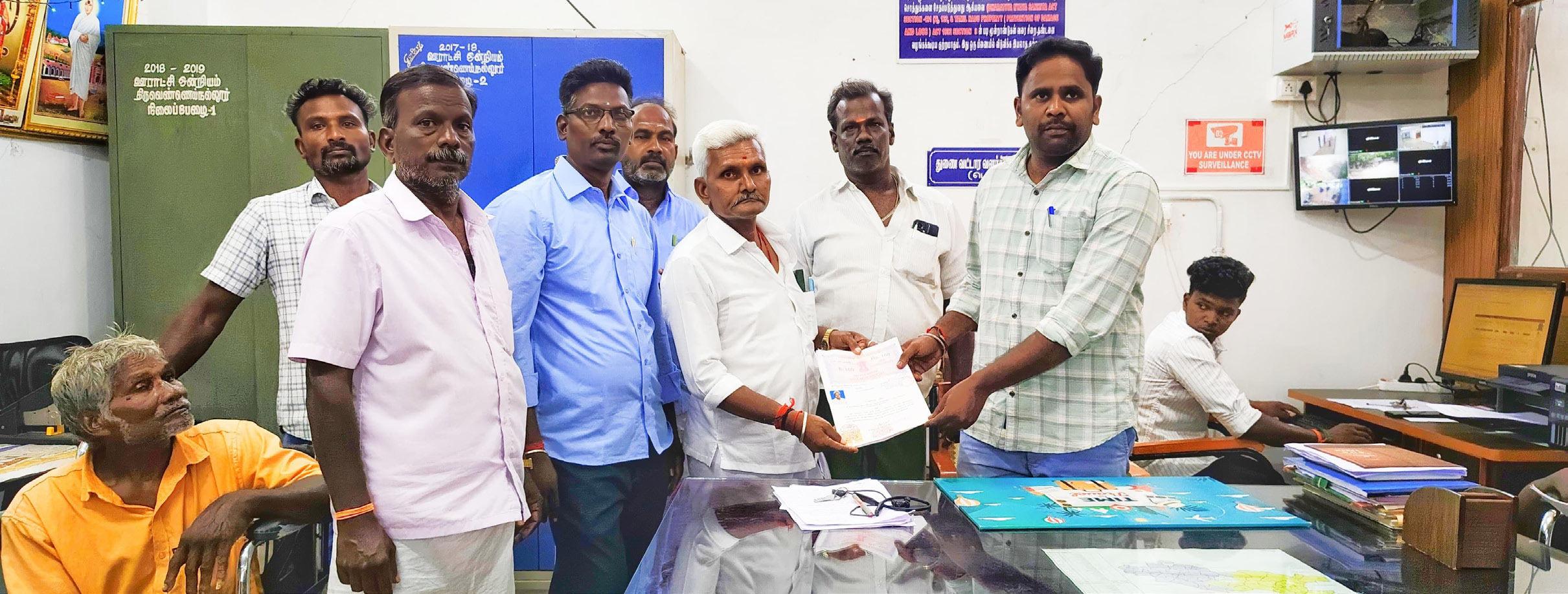 உள்ளாட்சி அமைப்புகளில் மாற்றுத்திறனாளிகள் நியமன உறுப்பினர்களாக நியமனம் செய்ய மனு வழங்கல்