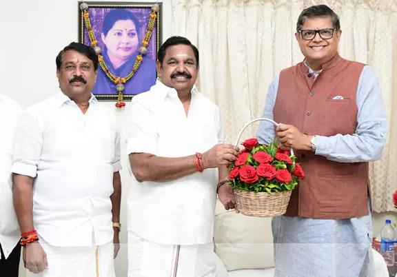 எடப்பாடி பழனிசாமியுடன் பாஜக தேர்தல் பொறுப்பாளர்கள் சந்திப்பு
