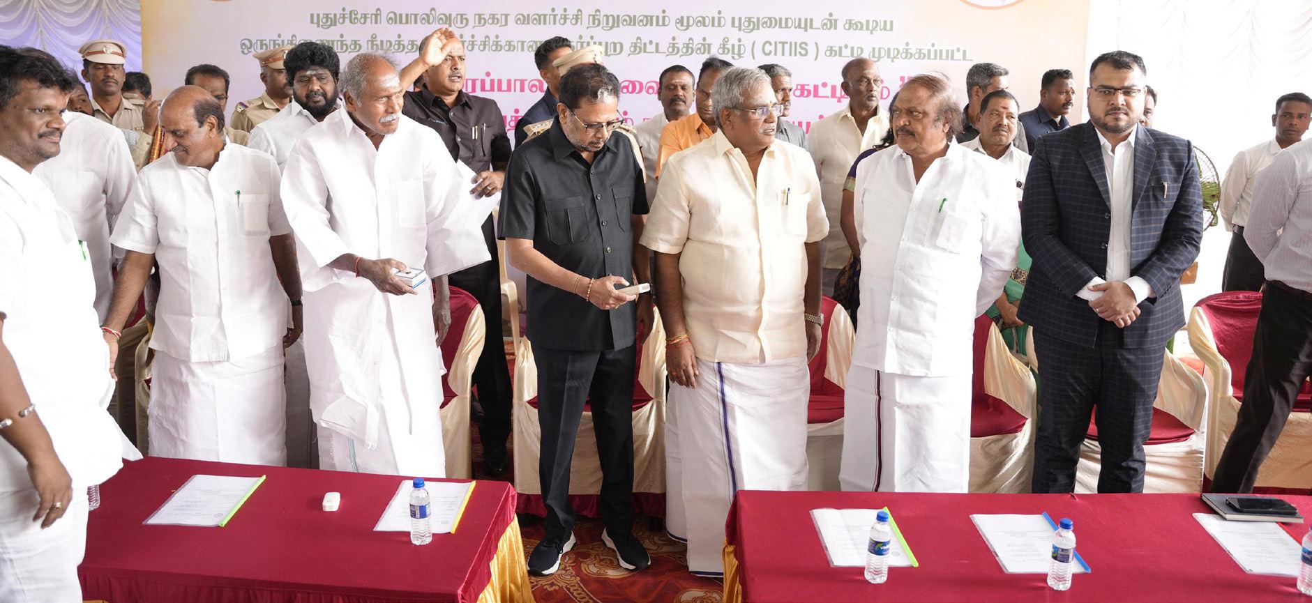 புதுவையில் சலவை நிலைய கட்டிடங்கள் திறப்பு கவர்னர், முதல்வர், அமைச்சர்கள் பங்கேற்பு