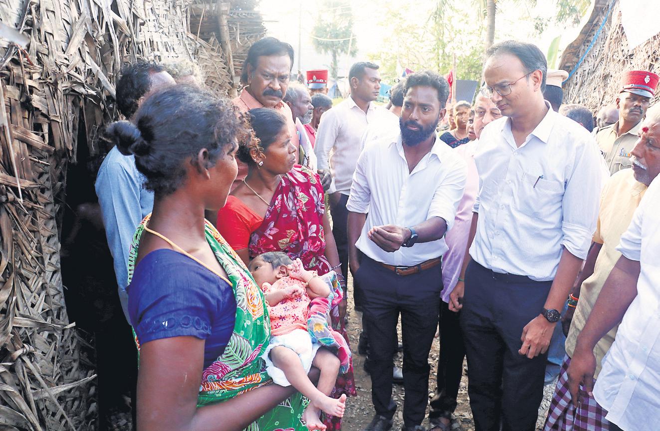 Central team inspects cyclone-affected areas in Pondy, Cuddalore