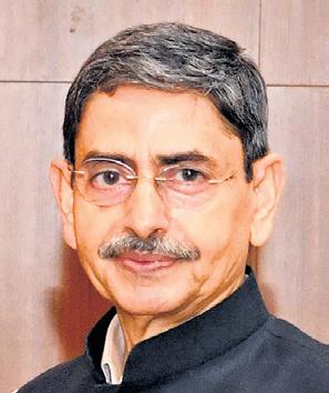CM arrogant, doesn't respect nation: Guv