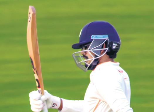 Vidarbha's lead swell to 297 against Tamil Nadu