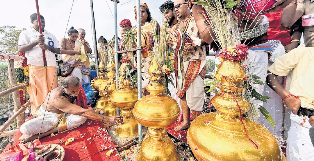 Day after complaint, two non-Brahmin priests perform Kumbabhishekam at Vayalur temple