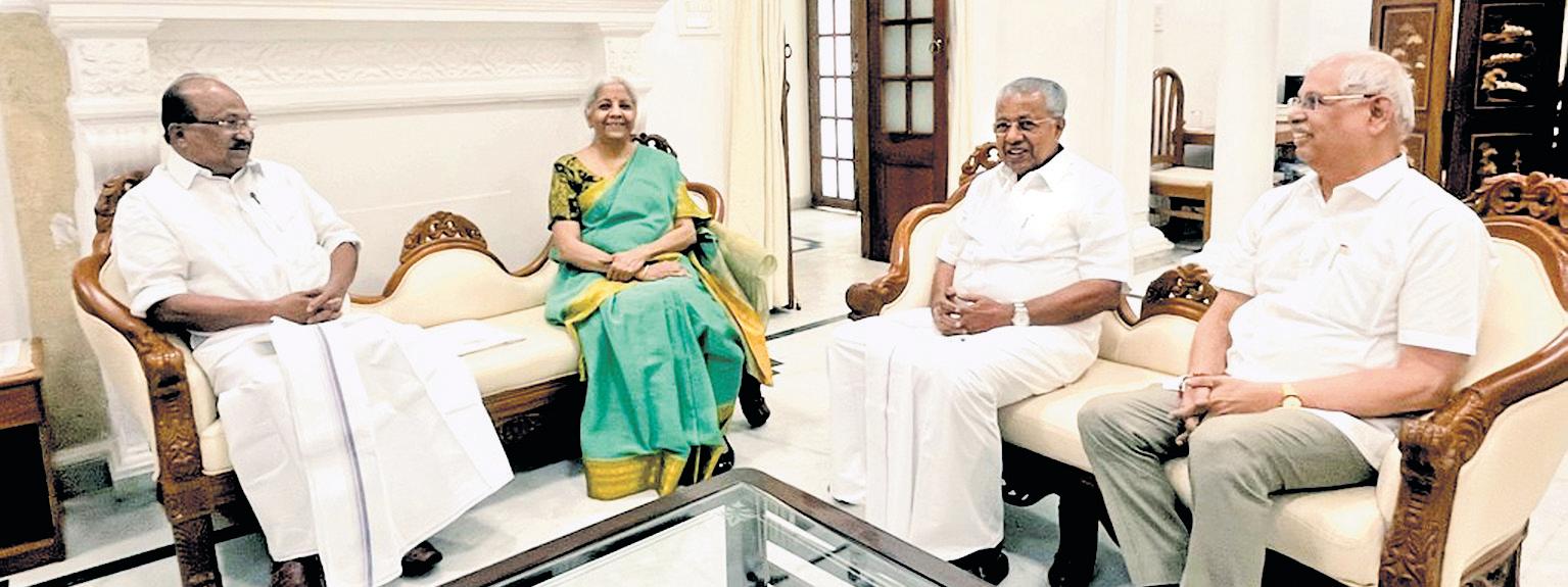 KL guv breaks protocol, joins Pinarayi to meet FinMin seeking funds
