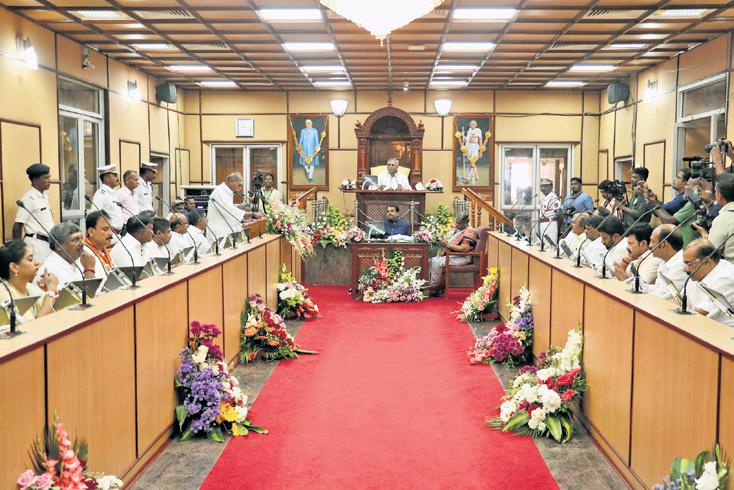 ₹1K/month for Pondy govt students pursuing college education