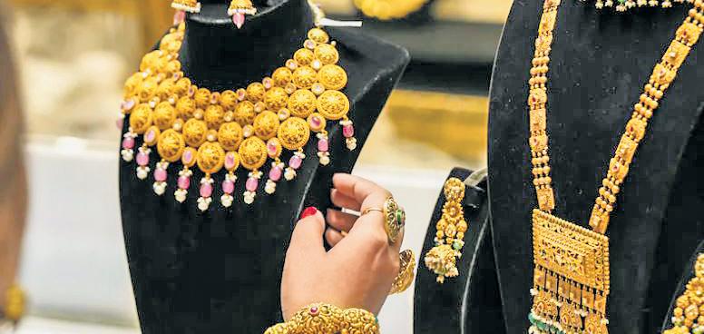 Gold hits ₹89,450/10g; global rate crosses $2,990