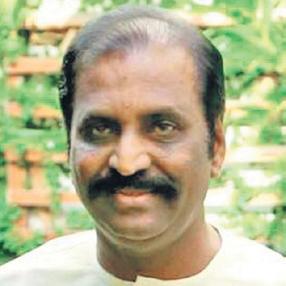 Stalin lauds poet Vairamuthu