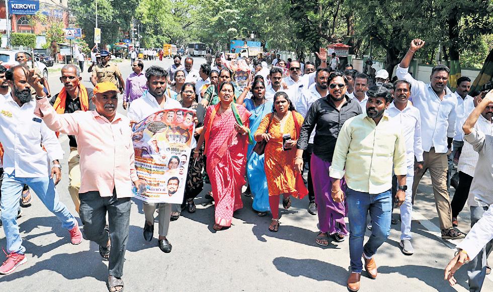 Police thwart BJP stir, arrest leaders