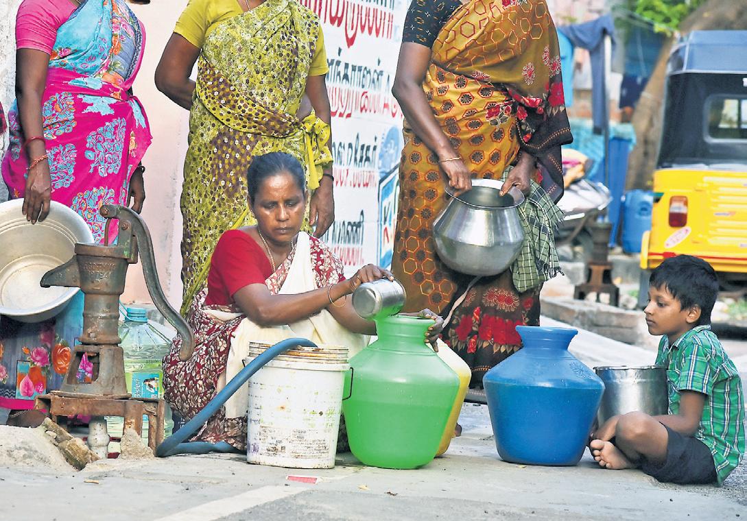 Another water crisis amid high heat, Kannagi Nagar locals stretched thin
