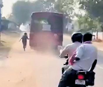 Girl Made to Chase Bus on Exam Day, Staff Penalized
