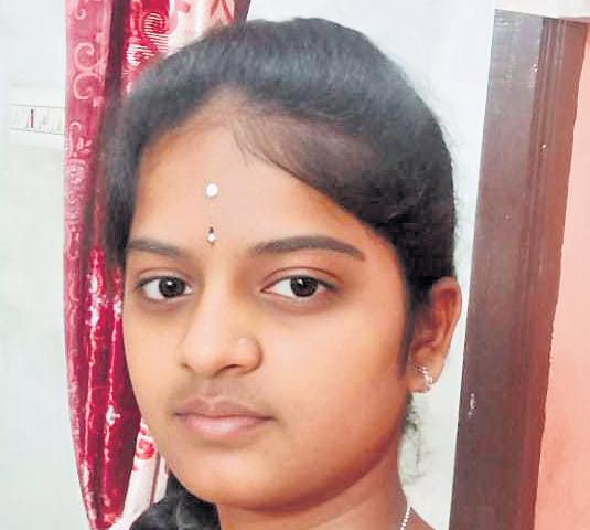 Class 12 girl dies of snake bite in Vellore