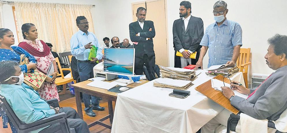 SHRC slams govt surgeon for luring patient to his pvt clinic