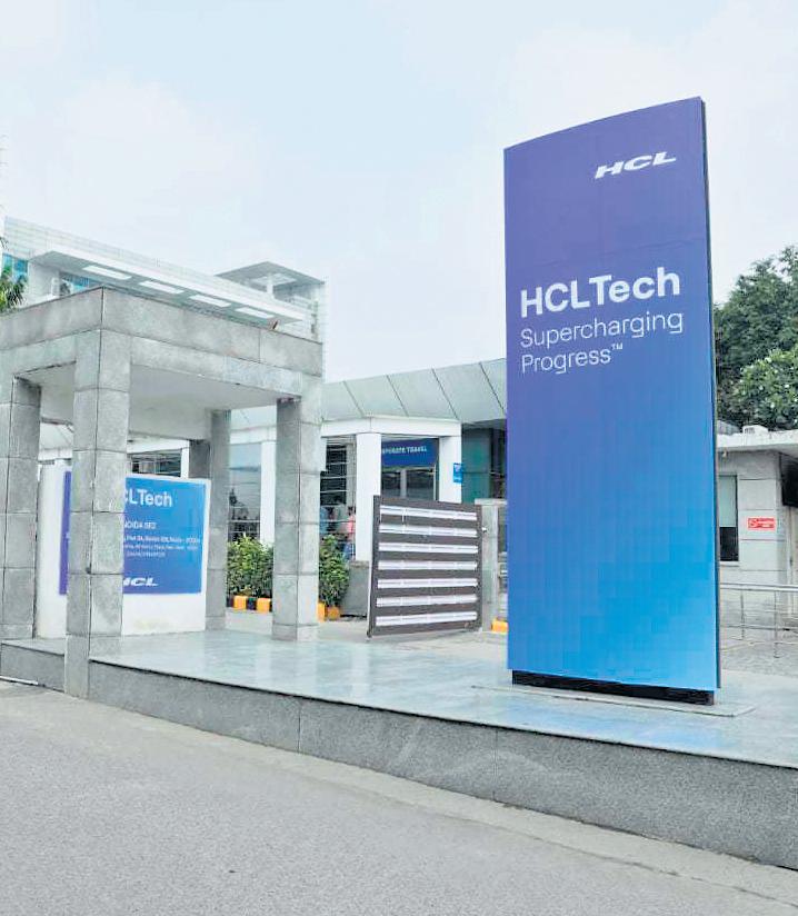 HCL profit up 8% at ₹4.3k cr; company adds 1,805 freshers