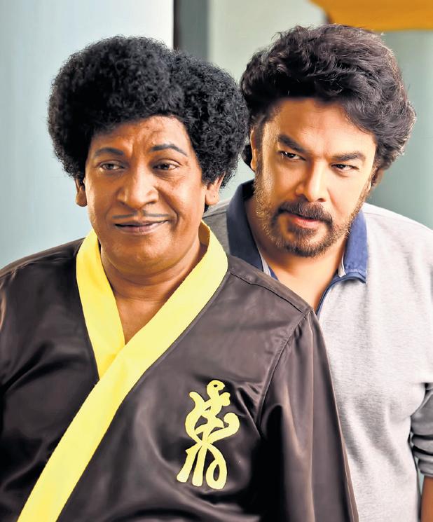 Vadivelu-Sundar C's Relentless Efforts Keep This Chaotic Film Afloat