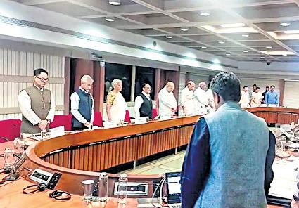 Oppn flags 'misleading' info at all-party meeting
