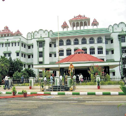 Accused need not be directly involved in crime or present on site to prove conspiracy charges: Court