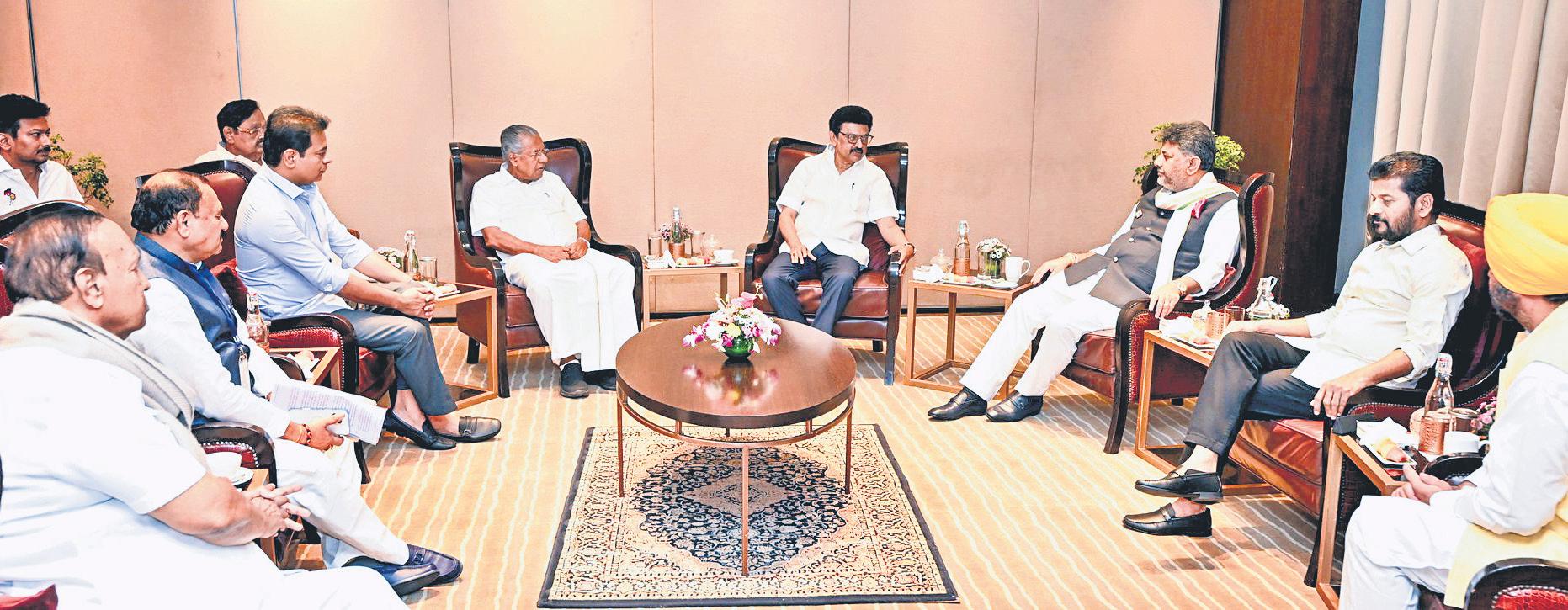 DMK Stays True to Dravidian Roots, Fights Centre on Funds and Policies