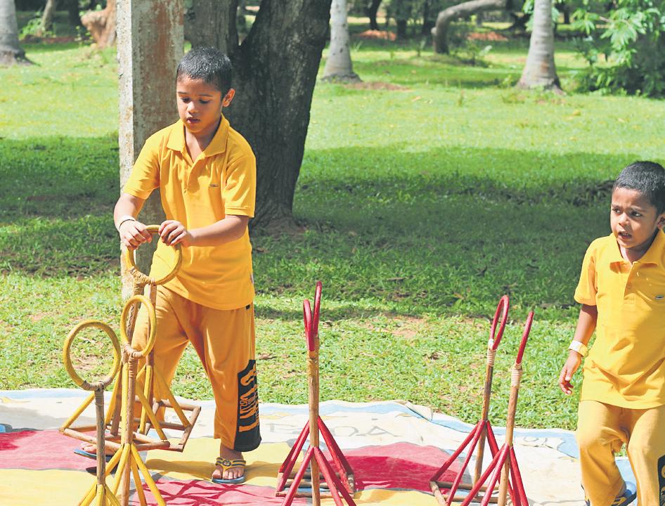 POETICS OF PLAYFULNESS