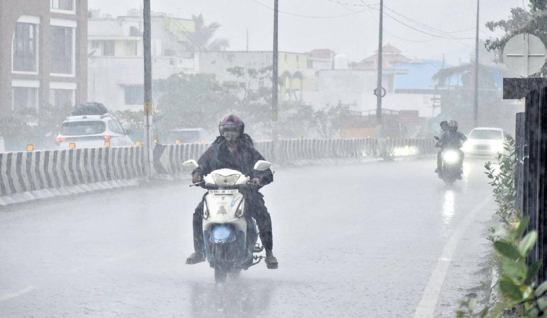 Heavy rain likely in 5 dists on May 13, 14