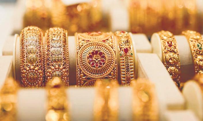Gold Falls 10% From All-Time Highs As Demand Goes Down