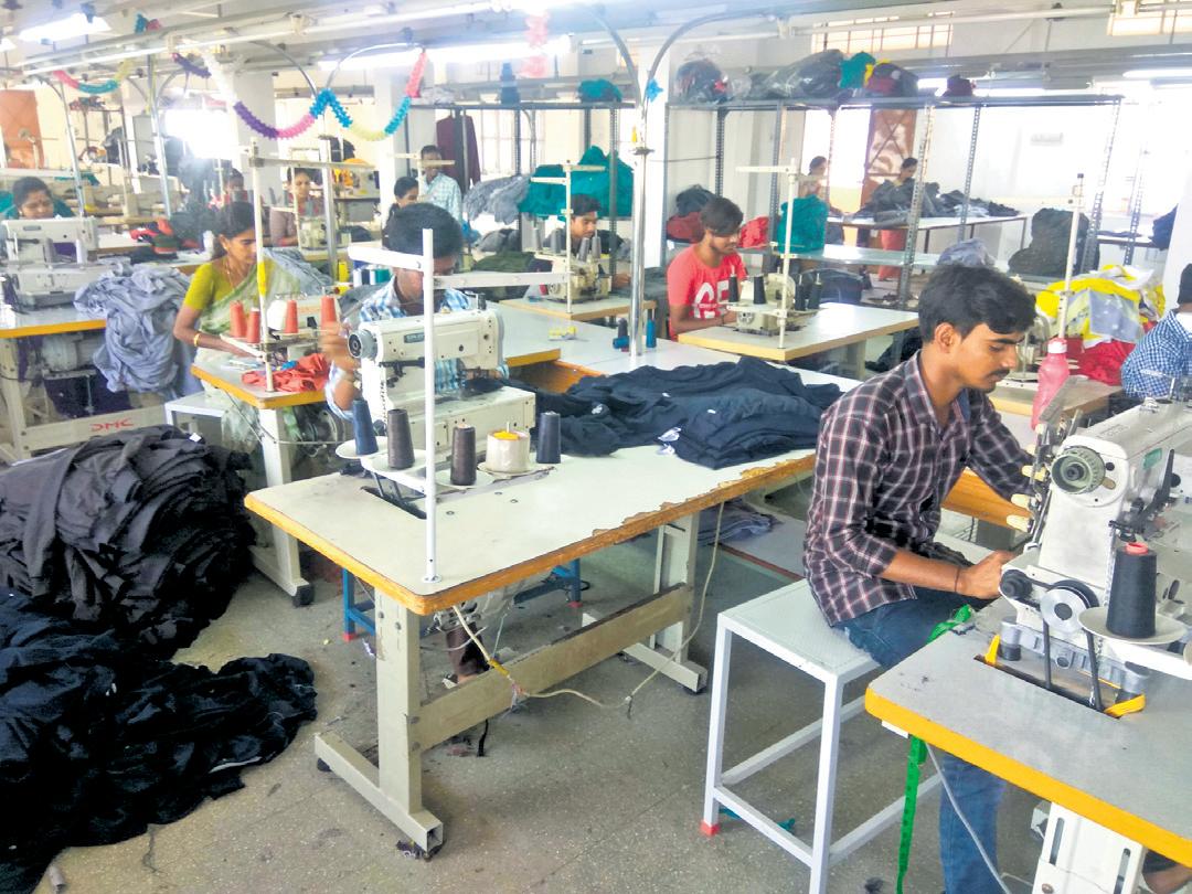 Tiruppur knitwear makers eye better profits after ban on B'desh imports