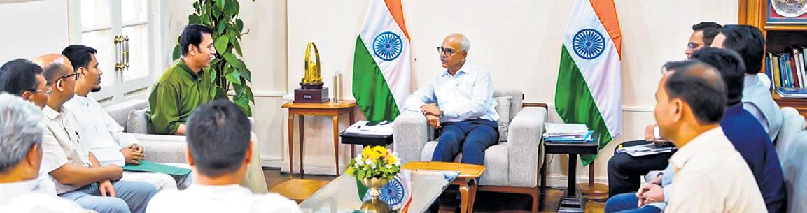 Manipur MLAs Meet Guv, 'Stake' Claim to Form Govt