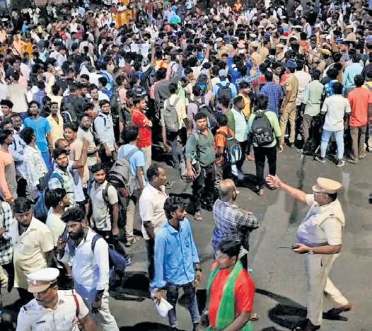 Passengers Protest as Muhurtham Rush Creates Bus Scarcity at KCBT