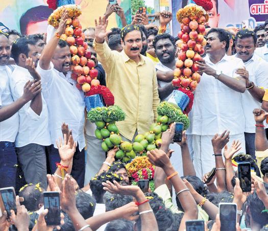 Ramadoss calls out son's 'lie', says DMK has no role in rift