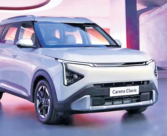 Kia Launches Its First Made-in-India Electric Vehicle Carens Clavis at ₹18L