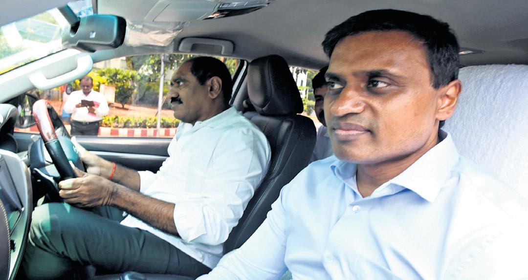 After SC denies bail, YSRC MP arrested in liquor scam