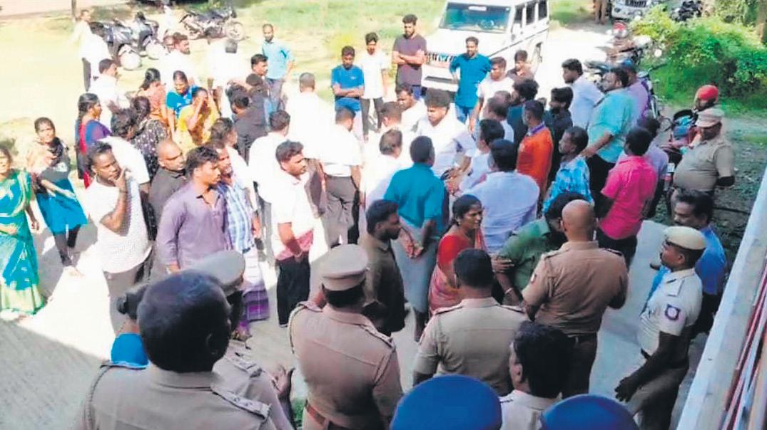 Woman Attacked by Robbers Dies in Hosp After 4 Days, 1 Held