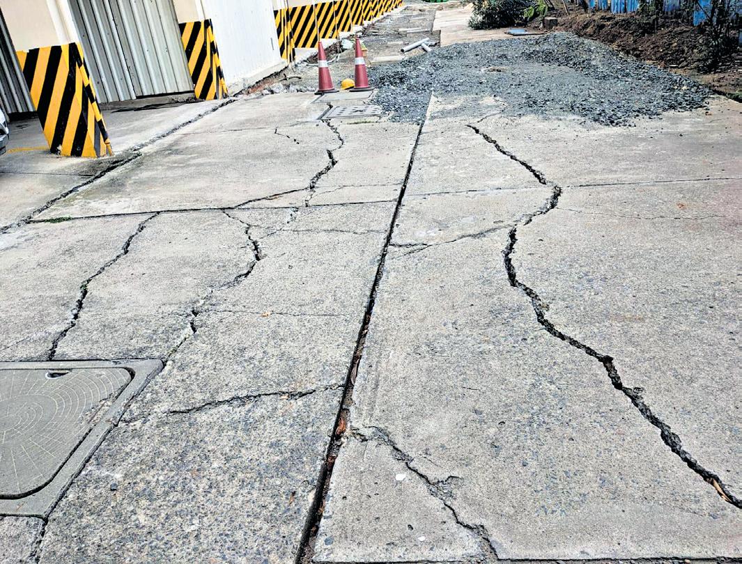 Cracks on Velachery Road Spreading to Nearby Apartments: Residents