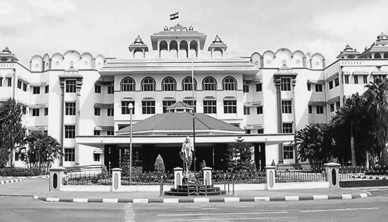 HC slams govt over retail liquor sale by FL-2 licence holders