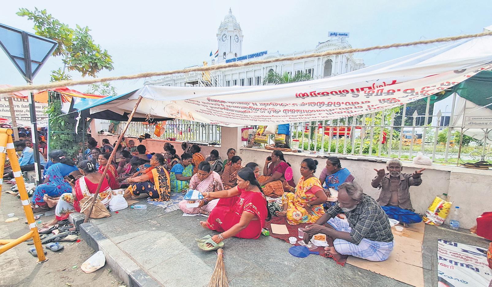 Misled into joining private firm at reduced pay, say sanitation workers