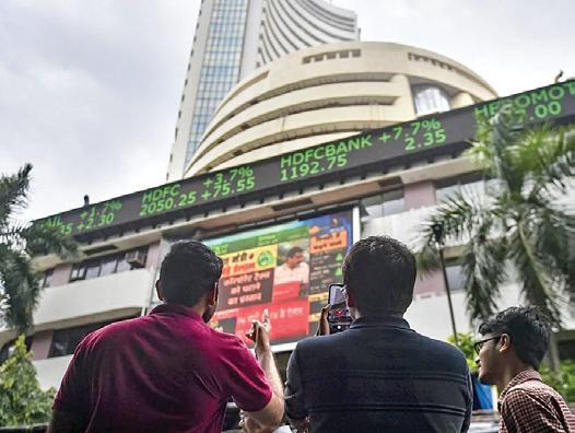 GST Cut Fails to Cheer Market, Mid, Small-Caps Decline